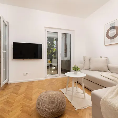 Apartment Alfa Malinska Exterior photo